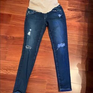 Maternity jeans with rips